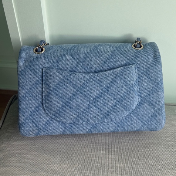 Chanel denim classic flap medium - Picture 3 of 5